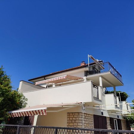 Apartmani Grebaštica Eksteriør bilde